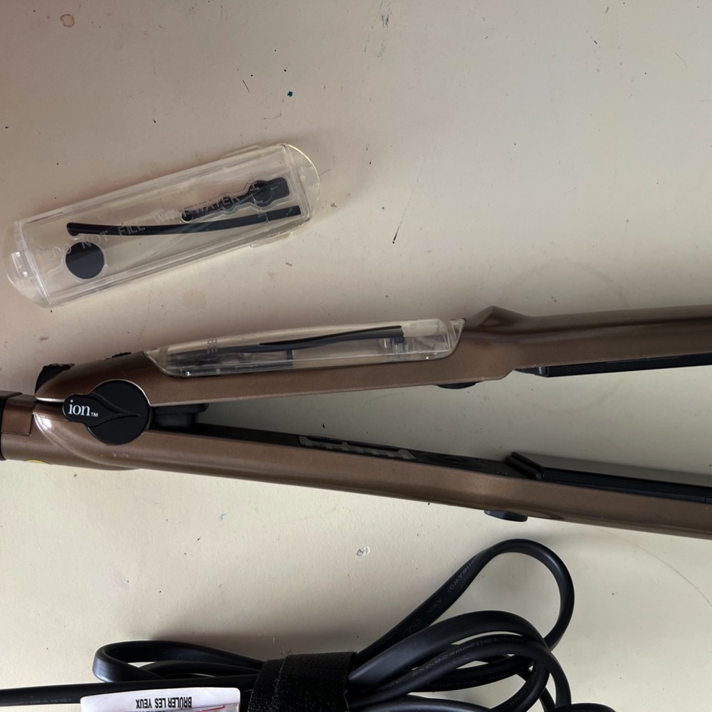 I Pak Argan Oil Infusion flat iron